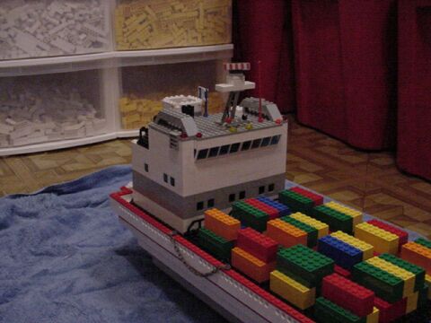 ship05.jpg
